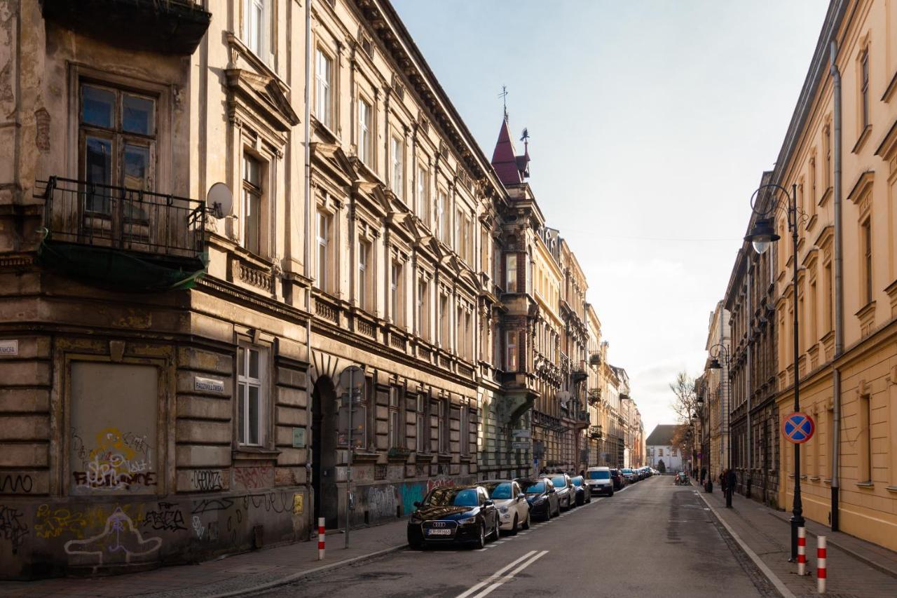 Lilly Apartment Main Train Station Old Town By The Castle Suites Cracóvia Exterior foto