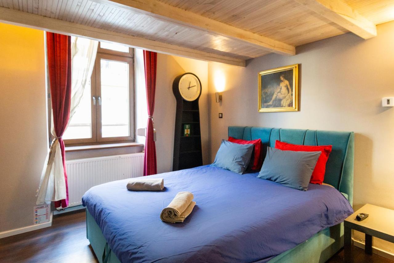 Lilly Apartment Main Train Station Old Town By The Castle Suites Cracóvia Exterior foto